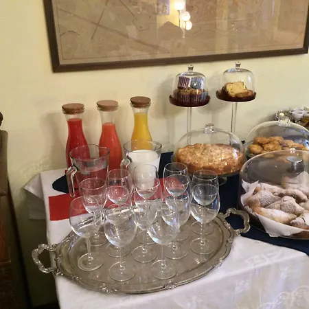 Bed & Breakfast La Gemma Di Elena Lucca